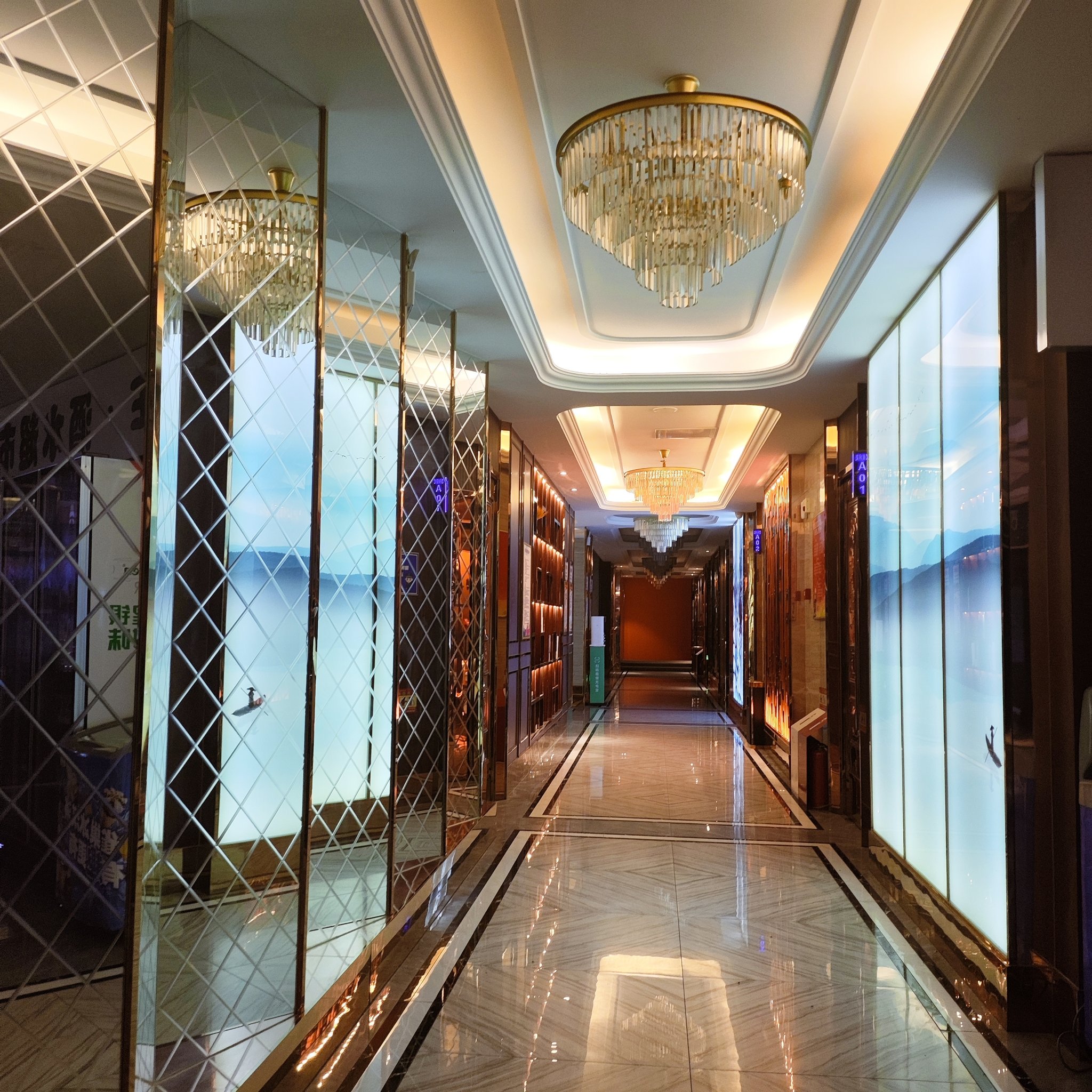 天津商务ktv：中低端差异-津南区ktv预定